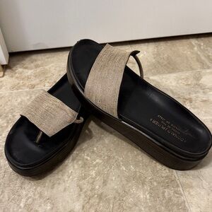 Donald J. Pliner Women's Beige Platform Sandals